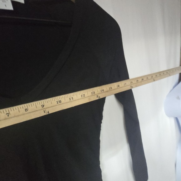 Standard James Perse Ruched Top Long-sleeve V-Neck Cotton Stretch Black Size 1/S - Picture 7 of 7